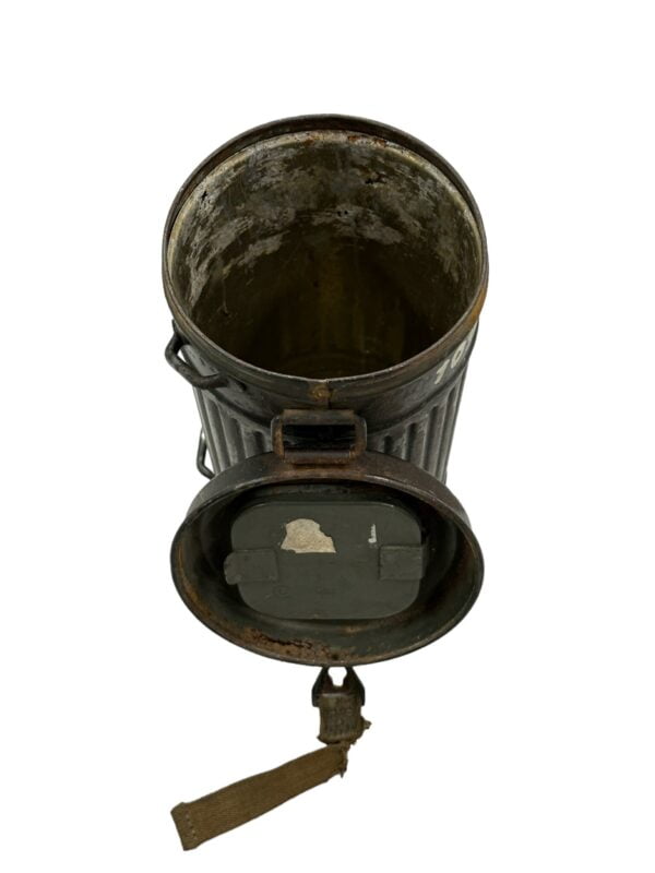 gasmask canister 1937. 3